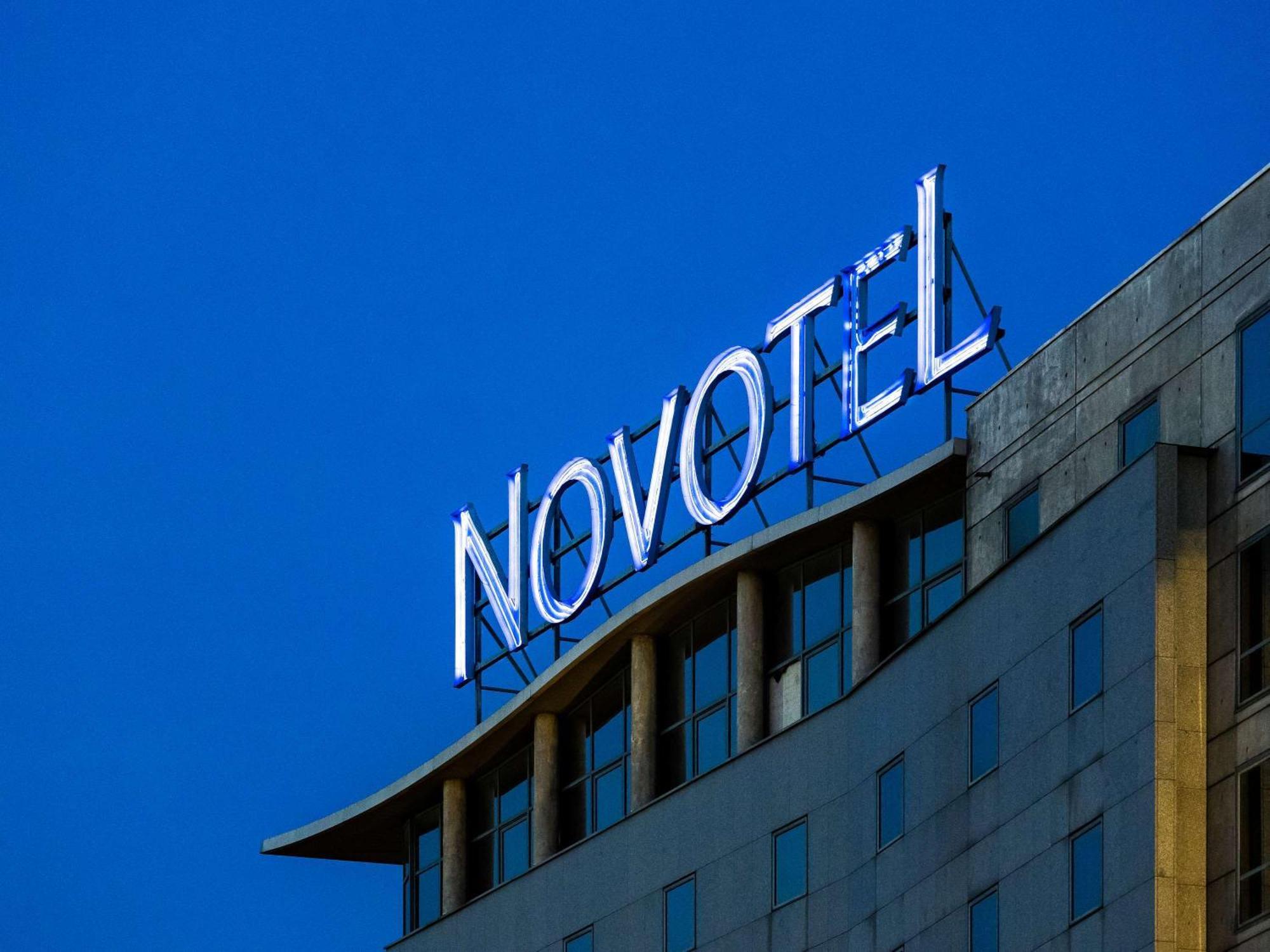 Novotel Paris 13 Porte d'Italie Le Kremlin-Bicêtre Esterno foto
