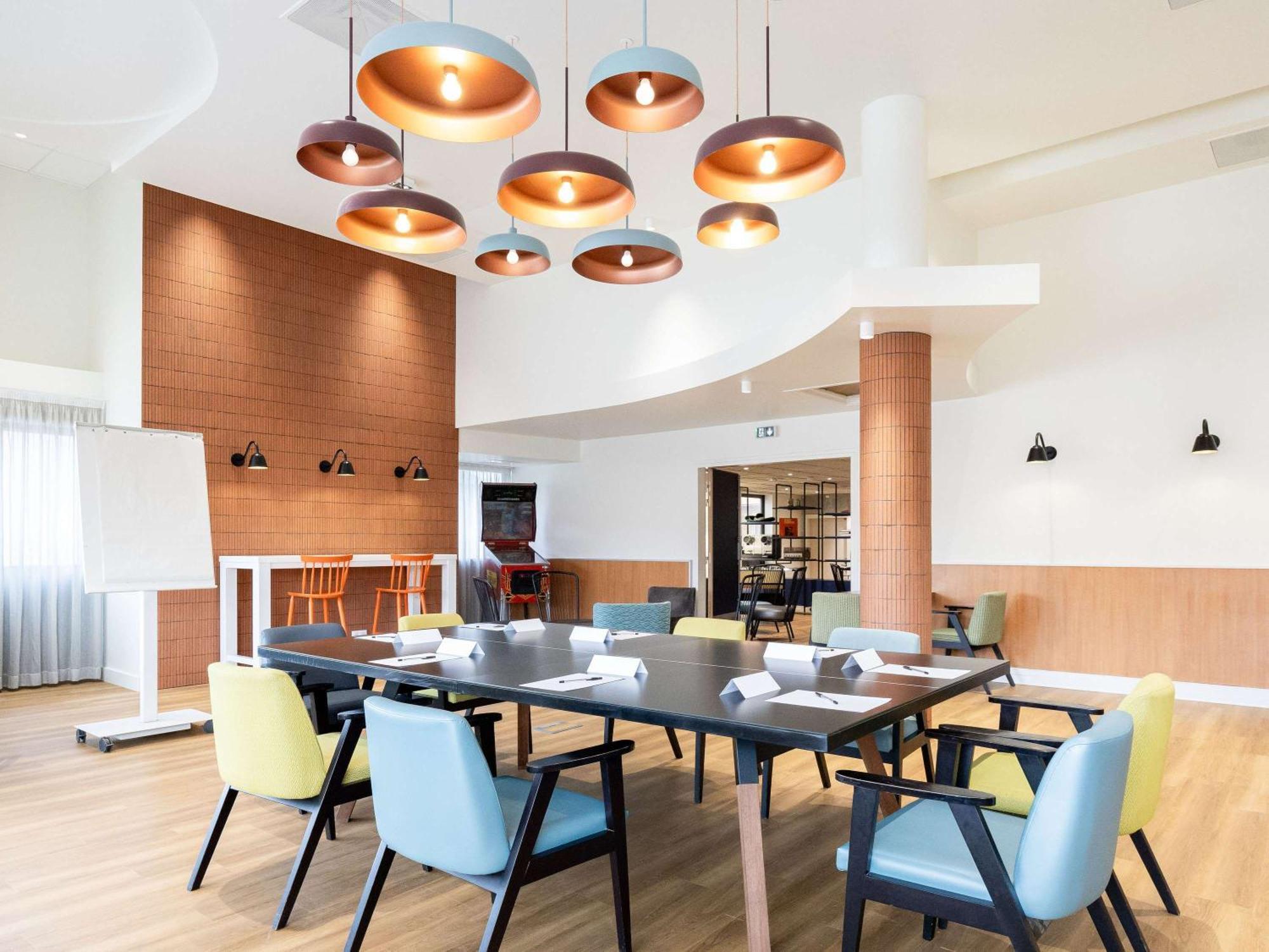 Novotel Paris 13 Porte d'Italie Le Kremlin-Bicêtre Esterno foto