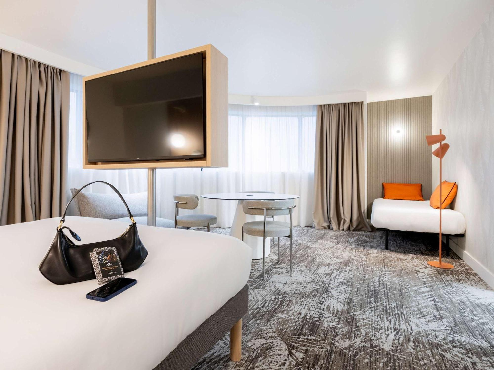 Novotel Paris 13 Porte d'Italie Le Kremlin-Bicêtre Esterno foto